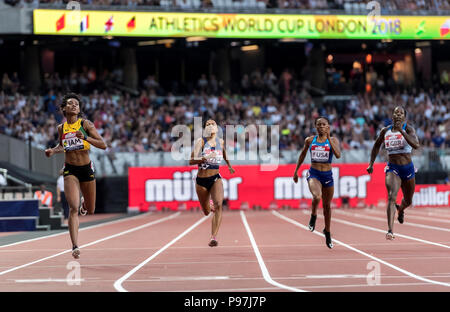 Stade olympique, Londres, Royaume-Uni. 14 juillet 2018. La Coupe du monde d'athlétisme 2018. Stephanie Ann McPherson (gauche) (JAM) remporte l'or dans le 400m femmes lors de la première Coupe du monde d'athlétisme. Huit pays, huit athlètes et 8 points disponible par événement, le plus haut score Nation récompensé avec un trophée Platine Credit : Andy Gutteridge/Alamy Live News Banque D'Images