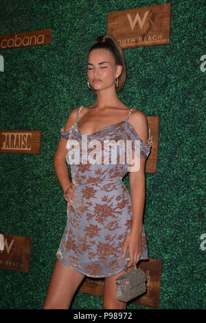 MIAMI, FLORIDE - 15 juillet : Tamara Ecclestone assiste à la Sports Illustrated Swimsuit 2018 show à PARAISO durant la Semaine de Miami nager à l'hôtel W South Beach le 15 juillet 2018 à Miami, Floride Personnes : Tamara Ecclestone Banque D'Images