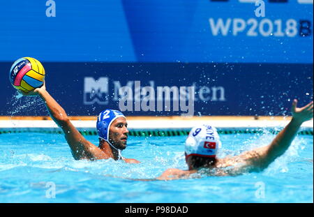 Barcelone, Espagne. 16 juillet, 2018. Angelos Vlachopoulos en action au cours de match entre la Turquie et la Grèce LEN European Water-polo Championships, Barcelone 16.07.2018 Crédit : Joma/Alamy Live News Banque D'Images