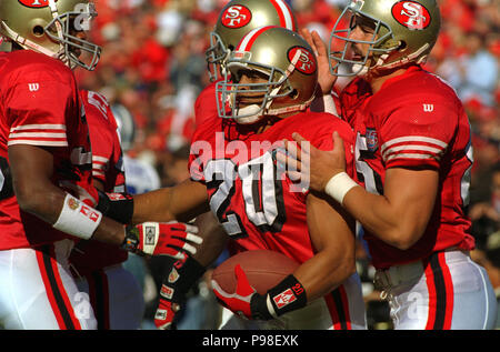 13 novembre 1994 - San Francisco, Californie, États-Unis - San Francisco 49ers vs Dallas Cowboys à Candlestick Park Dimanche, 13 novembre 1994. 49ers beat Cowboys 21-14. San Francisco 49ers d'utiliser de nouveau Derek Loville (20) célèbre. (Crédit Image : © Al Golub via Zuma sur le fil) Banque D'Images
