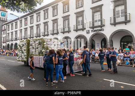 Ponta Delgada, Açores, Portugal - 07/07/2018 - Vila das Capelas groupe sur le divin Esprit Saint célébration Banque D'Images