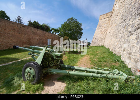 Musée militaire de la forteresse de Kalemegdan, Belgrade, Serbie. Gree cannon au premier plan Banque D'Images