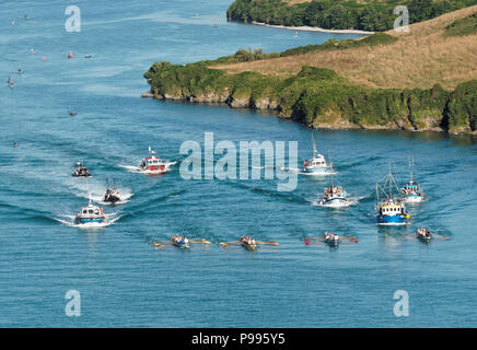 Pilote traditionnel Concert concours d'aviron pour Atkinson,Trophée de la rivière Gannel à Port de Newquay, Royaume-Uni, Juillet 14th, 2018 Robert Taylor/Alamy Live News. Newquay, Banque D'Images