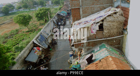 Bidonville, les pauvres vivant en Inde au bidonville, slum people vie Banque D'Images