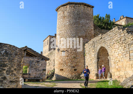 La France, Tarn, Gaillac, étiqueté Les Plus Beaux Villages de France (Les Plus Beaux Villages de France), remparts, Irissou Gate et tour de la prison // Banque D'Images