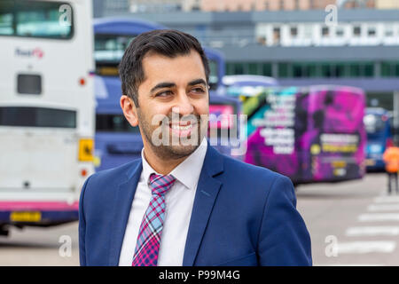 Humza Yousaf à la gare routière Buchanan Street Banque D'Images