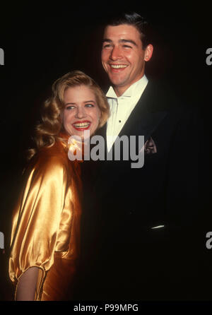 Los Angeles, CA - le 17 mars : (L-R), actrice Tammy Lauren et l'acteur Kyle Chandler assister à la 18e People's Choice Awards le 17 mars 1992 à Universal Studios à Universal City, en Californie. Photo de Barry King/Alamy Stock Photo Banque D'Images