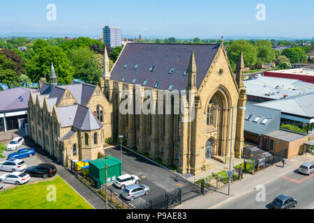 Upper Brook Street Chapel, par Sir Charles Barry, construit 1837, maintenant converti en appartements. Upper Brook Street, Manchester, Angleterre, RU Banque D'Images