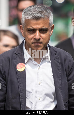 La réforme de l'Église, Rookstone Tooting Road, Londres, Royaume-Uni. 28 mai 2016. Le maire de Londres Sadiq Khan des campagnes pour le compte de la population candidate à Tooti Banque D'Images