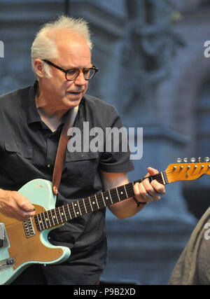 Brno, République tchèque. 16 juillet, 2018. Le guitariste américain Bill Frisell effectue dans Bohemia Jazz Fest à Brno, en République tchèque, le 16 juillet 2018. Crédit : Igor Zehl/CTK Photo/Alamy Live News Banque D'Images