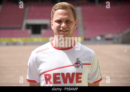 Cologne, Allemagne. 09 juillet, 2018. Deuxième Bundesliga, séance photo de 1. Le FC Cologne pour la saison 2018/2019 au stade RheinEnergie. Cologne, Benno Schmitz. Credit : Henning Kaiser/dpa/Alamy Live News Banque D'Images