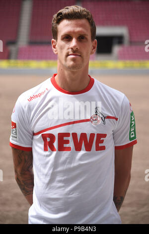 Cologne, Allemagne. 09 juillet, 2018. Deuxième Bundesliga, séance photo de 1. Le FC Cologne pour la saison 2018/2019 au stade RheinEnergie. Simon de Cologne Zoller. Credit : Henning Kaiser/dpa/Alamy Live News Banque D'Images