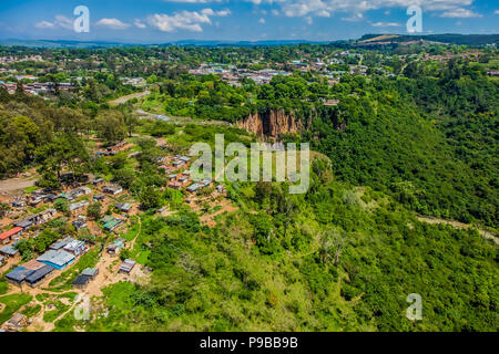 Howick, Afrique du Sud, le 19 octobre 2012, vue aérienne de logements pour les personnes à faible revenu près de Howick Falls Le KwaZulu-Natal, Afrique du Sud Banque D'Images