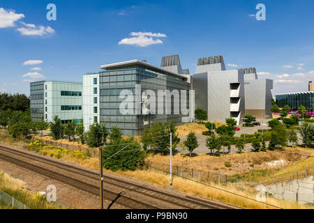 Extérieur du bâtiment MRC AstraZeneca Laboratory of Molecular Biology récemment terminé, Cambridge, Royaume-Uni Banque D'Images