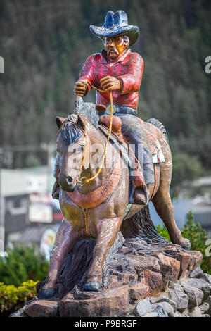 Sculpture cow-boy à Williams Lake en Colombie-Britannique, Canada Banque D'Images