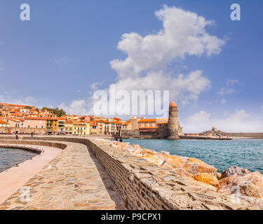 Collioure, Languedoc-Roussillon, Pyrénées-Orientales, France. Banque D'Images