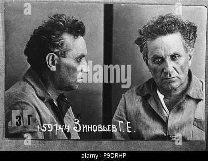 Un mug shot de Grigori Zinoviev. Musée : Musée d'état de l'histoire politique de la Russie, Saint-Pétersbourg. Banque D'Images