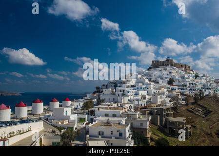 L'Europe, Grèce, îles du Dodécanèse, astipalea, hora, château, windmiles Banque D'Images