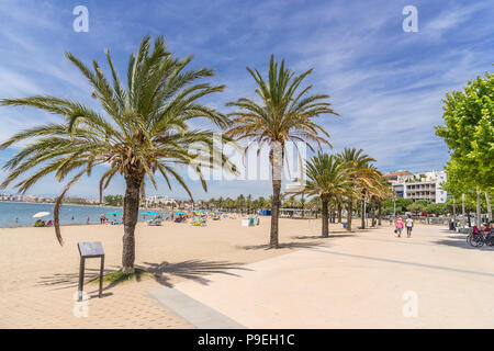 La plage de Roses, sur la Costa Brava Espagne Banque D'Images