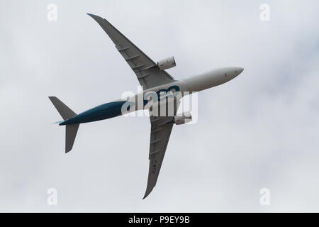 Farnborough, UK,17 Juillet 2018,Farnborough International Airshow 2018 démarrage. Milliards pound traite ont été frappé hier au pays dans le monde.Le salon s'étend jusqu'au vendredi 20 juillet puis l'aéroport de Farnborough ouvre ses portes au public le week-end.Credit : Keith Larby/Alamy Live News Banque D'Images