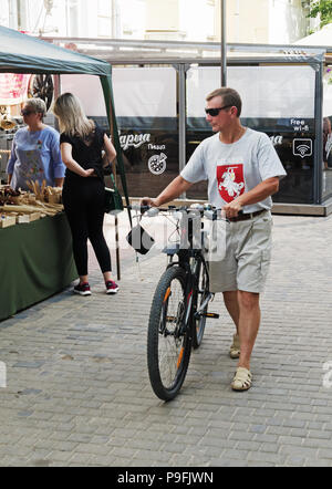 XXVII Festival International des Arts "Slavianski bazar à Vitebsk" - 2018 . Rue de la ville des festivals. Banque D'Images