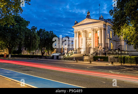 La Tate Britain At Night London UK Banque D'Images