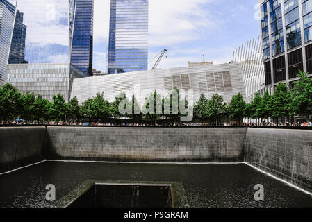 La ville de New York, USA - 20 juin 2018 : 11 septembre National Memorial et musée dans le site du World Trade Center Banque D'Images