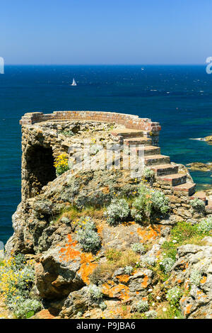 Les belles baies et les roches de la côte nord de la Bretagne autour de Saint Lunaire près de Dinard. Banque D'Images