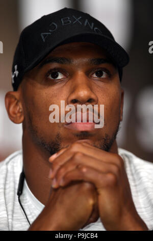Anthony Joshua lors d'une conférence de presse au stade de Wembley. Banque D'Images