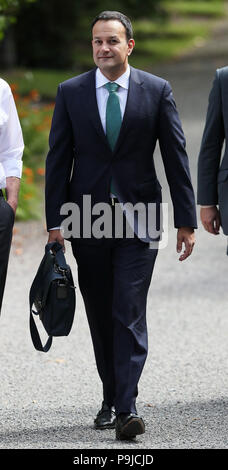 Retransmettre LA CORRECTION DATE Un Taoiseach Leo Varadkar arrivant à Derrynane House, Kerry, pour une réunion du cabinet du gouvernement. Banque D'Images