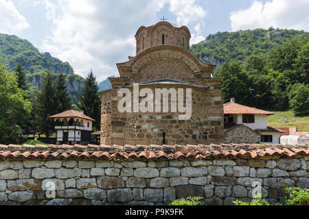 Vue panoramique de la ville médiévale de Poganovo Monastère de Saint Jean le Théologien, Serbie Banque D'Images