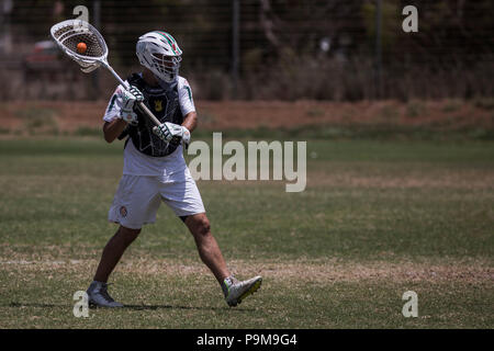 Netanya, Israël. 19 juillet, 2018. Irlande Un joueur prend part à une session de formation au cours de la monde 2018 Lacrosse Championship à l'Orde Wingate Institute pour l'éducation physique et des Sports à Netanya, en Israël, le 19 juillet 2018. Credit : Ilia Efimovitch/dpa/Alamy Live News Banque D'Images