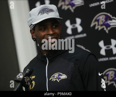 Baltimore Ravens WR Michael Crabtree (15) sur le podium au cours de la première journée du camp d'entraînement de la saison 2018 à Armour Performance Center à Owings Mills, MD Le 19 juillet 2018. Photo/ Mike Buscher/Cal Sport Media Banque D'Images