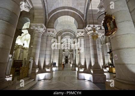 Cathédrale de l'Almudena (Catedral de la Almudena), Madrid, Espagne Banque D'Images