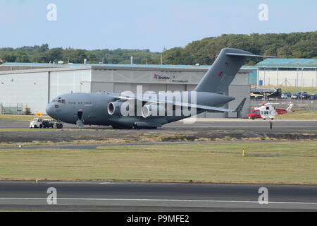 ZZ171, un Boeing C-17A Globemaster C1 utilisés par la Royal Air Force (RAF), à l'aéroport de Prestwick en Ayrshire. Banque D'Images