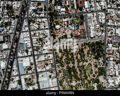 Parque Infantil y parque Madero. Casa Colonia Blanca Vista Aérea de la colonia  Modelo de Hermosillo Photo : (NortePhoto LuisGutierrez /) ... Mots-clés :  dji, djimavic mavicair aérea,,, photo aérienne, la photographie