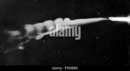 331 William Bragg - Tajemnice atomu page071B Banque D'Images