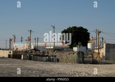 Vue du camp militaire israélien du 47e bataillon Lion of the Valley bataillon d'infanterie composé de soldats de combat de sexe féminin et masculin situé dans la vallée du Jourdain près de Jéricho Cisjordanie Israël Banque D'Images