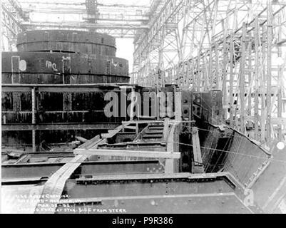190 BB-52 Caroline du PCU, vue du côté tribord arrière à l'avant Banque D'Images