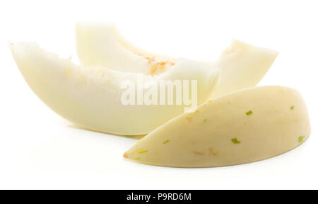 Trois (melon Piel de Sapo, de miellat) coupes isolé sur fond blanc Banque D'Images