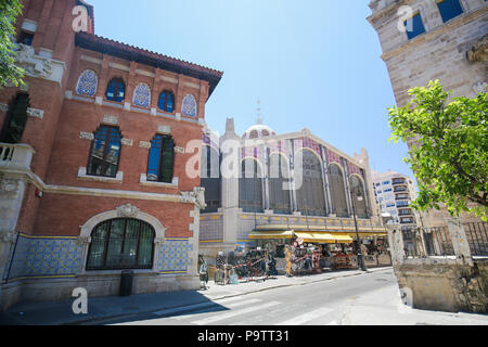 Mercado Central ou Mercat Central est un marché public situé dans le centre de Valence, en Espagne, et un premier exemple de l'Art Nouveau de Valence Banque D'Images