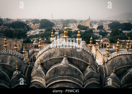 La ville rose, Jaipur. Vue du haut de l'Hawa Mahal Banque D'Images