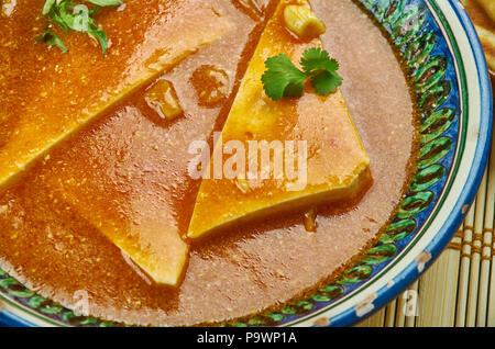 Paneer Pasanda, finesse composé de paneer farci avec une sauce riche et crémeuse Banque D'Images