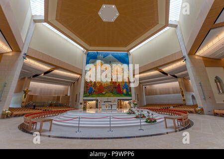 Knock, Mayo, Ireland - 17 juillet 2018 : Sanctuaire marial national de l'Irlande à Mayo, visité par plus de 1,5 millions de personnes chaque année. Le pape François . Banque D'Images