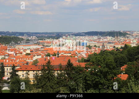 Vue depuis le monastère de Strahov, Prague, Tchéquie (République tchèque), de l'Europe Banque D'Images