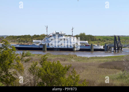 FORT FISHER , NC, USA - Le 20 avril 2018 : Le Southport - Fort Fisher un traversier de passagers et de véhicules entre l'exécution de Southport et Fort Fisher, NC Banque D'Images