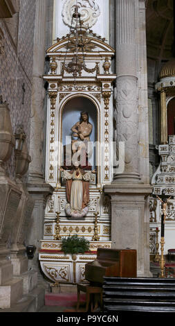 Porto, Portugal - mars 4, 2015 : Images de Jésus Christ miséricorde de Porto (l'église Igreja da Misericordia do Porto). Cette église a été construite dans la sixte Banque D'Images