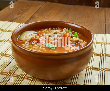 Cooke lente soupe à l'orge de boeuf mexicain close up Banque D'Images