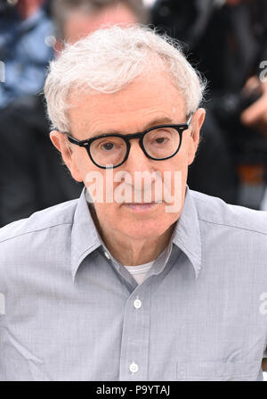 11 mai 2016 - Cannes, France : US réalisateur Woody Allen assiste à la Société 'cafe' photocall au cours de la 69e Festival de Cannes. Woody Allen lors du 69eme Festival de Cannes. *** FRANCE / PAS DE VENTES DE MÉDIAS FRANÇAIS *** Banque D'Images