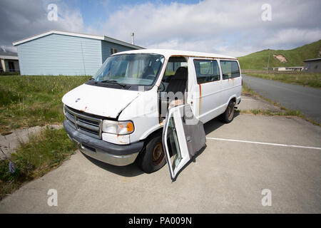 Van abandonné, Adak, Alaska Banque D'Images